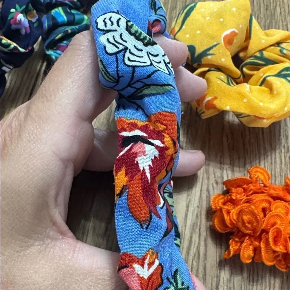 Bundle of 18 Hair Ties/Scrunchies